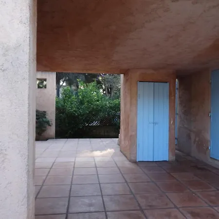 Hyeres, 2 Pieces, 3 Personnes - Fr-1-335-47 Apartamento *